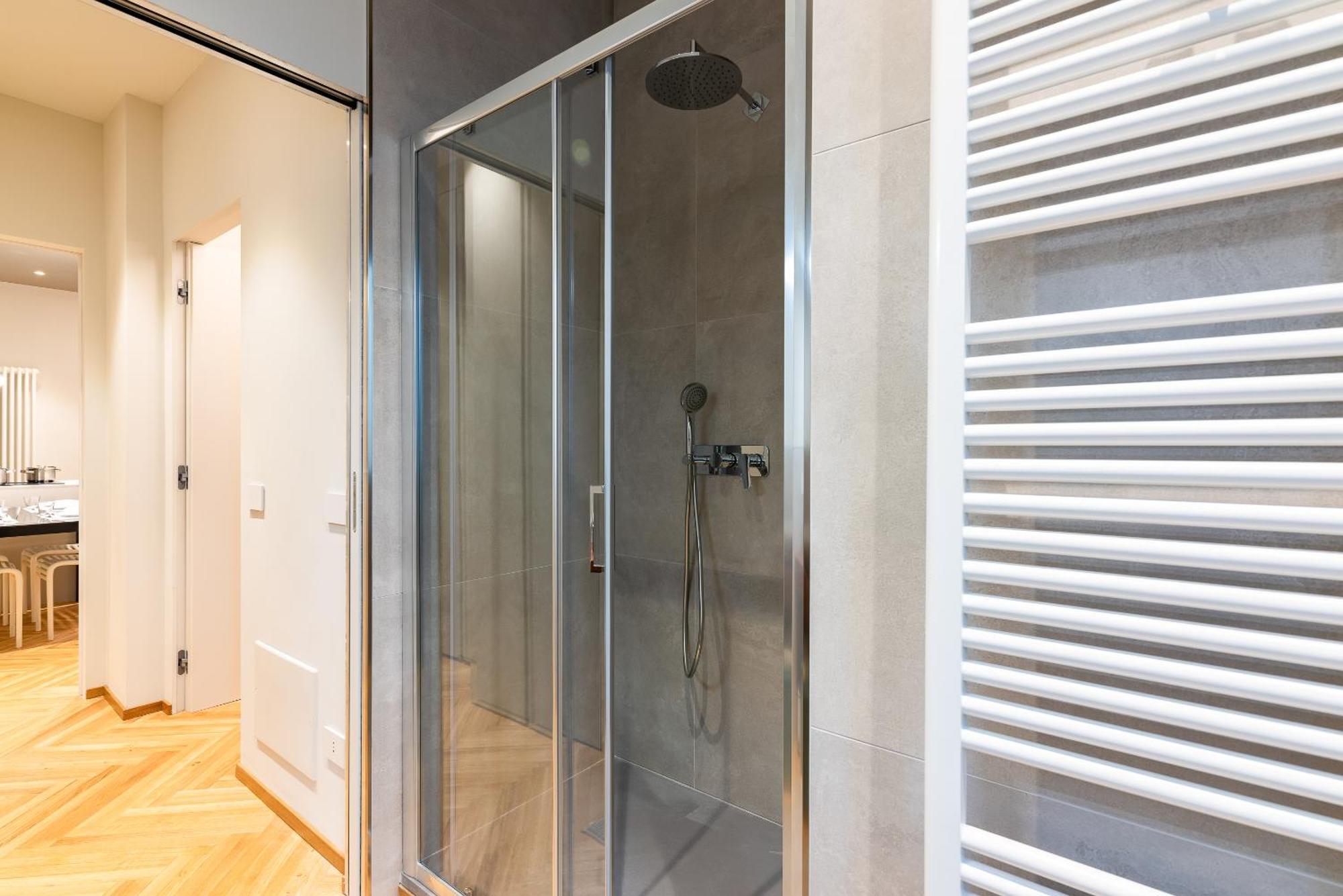 Elegant Design ApartmentDuomo-NavigliA/C E Wi-Fi 米兰 外观 照片